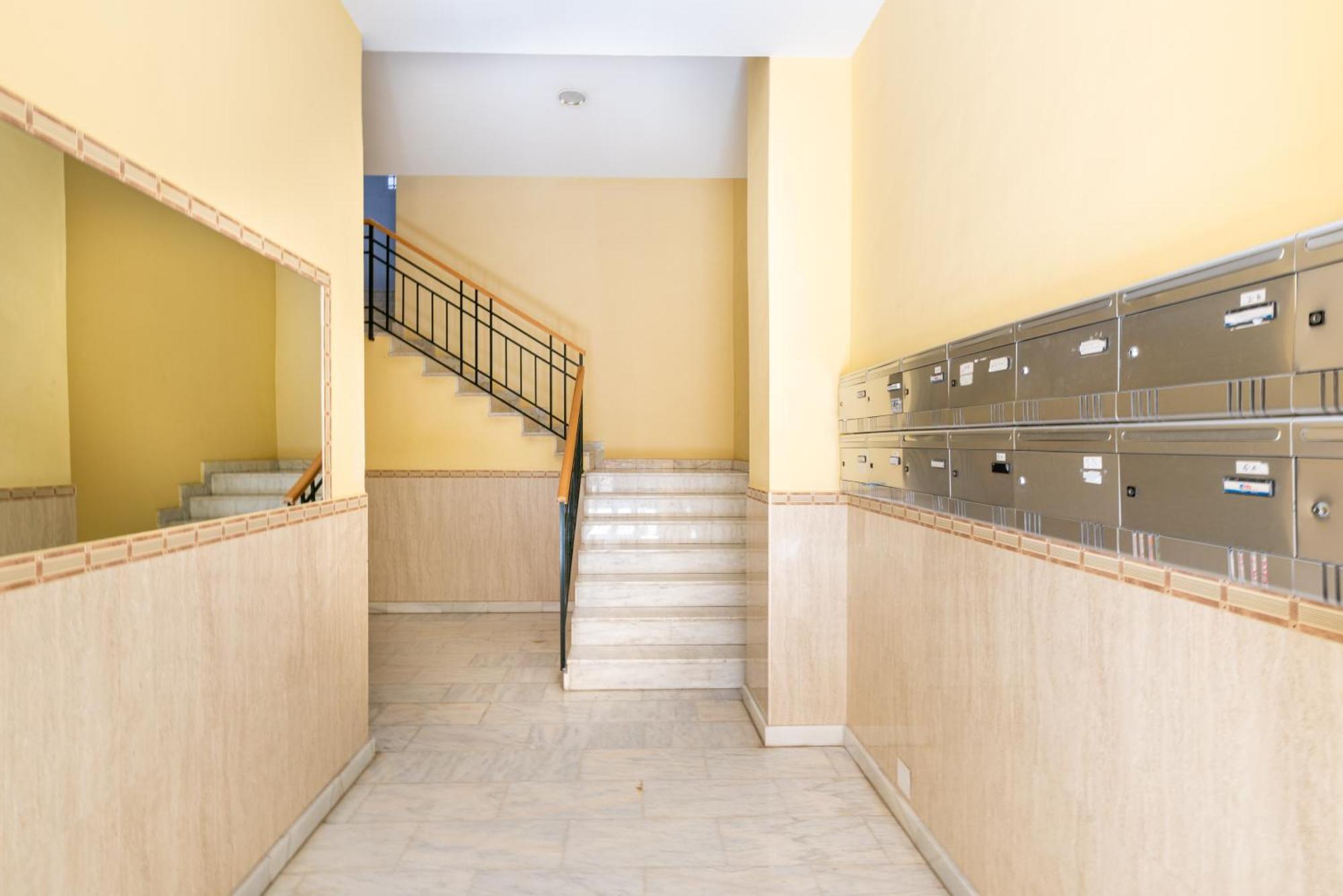 Wintowinrentals Quiet Apartment, Good Location, Free Parking Malaga Exterior photo